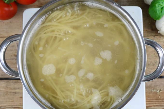 boiling pasta water in the pot