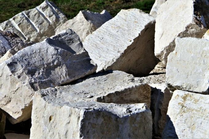 Jura kireçtaşı taşları