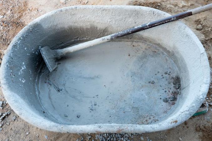 Mortar bucket used for concrete