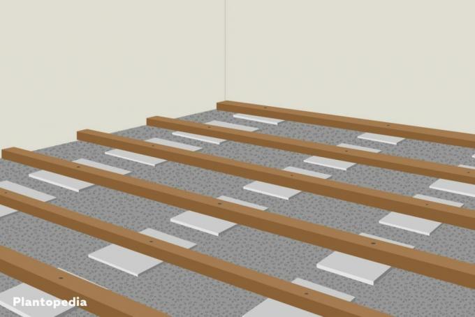 Move in mezzanine level, foundation of a wooden terrace